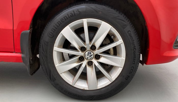 2017 Volkswagen Polo HIGHLINE1.2L PETROL, Petrol, Manual, 44,066 km, Right Front Wheel