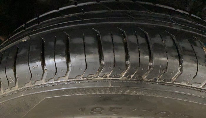 2024 Tata PUNCH ADVENTURE AMT, Petrol, Automatic, 7,959 km, Right Rear Tyre Tread