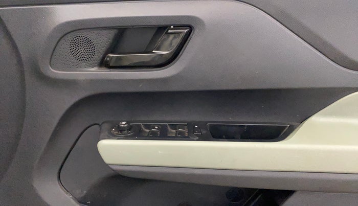 2024 Tata PUNCH ADVENTURE AMT, Petrol, Automatic, 7,959 km, Driver Side Door Panels Control