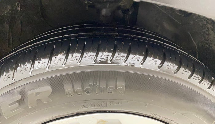 2022 KIA SONET HTK PLUS 1.2, Petrol, Manual, 3,678 km, Right Front Tyre Tread