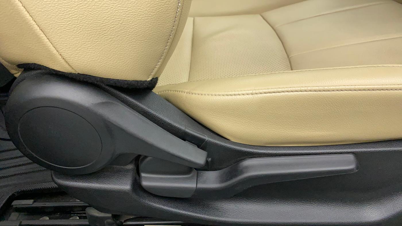 2021 Honda City 1.5L I-VTEC ZX CVT, Petrol, Automatic, 17,919 km, Driver Side Adjustment Panel