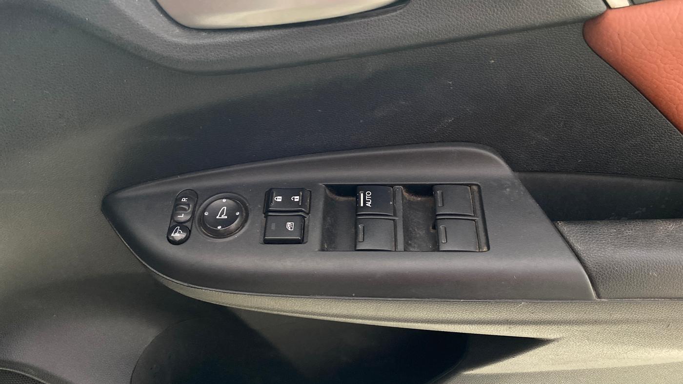2019 Honda Jazz 1.2L I-VTEC VX CVT, Petrol, Automatic, 20,206 km, Driver Side Door Panels Control