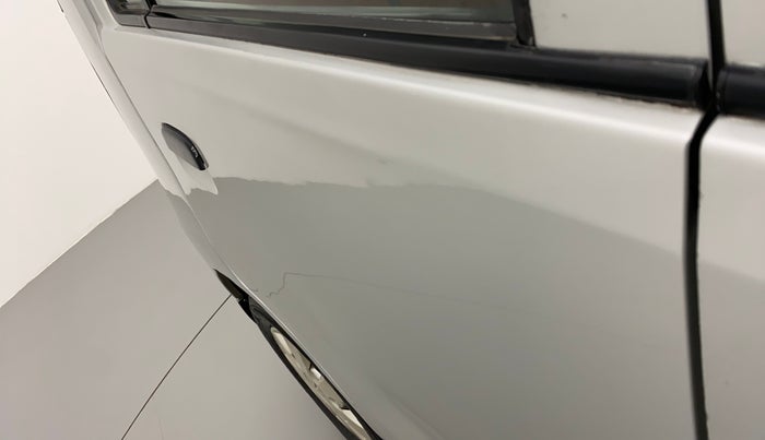 2013 Maruti Wagon R 1.0 LXI CNG, CNG, Manual, 1,15,002 km, Right rear door - Slightly dented