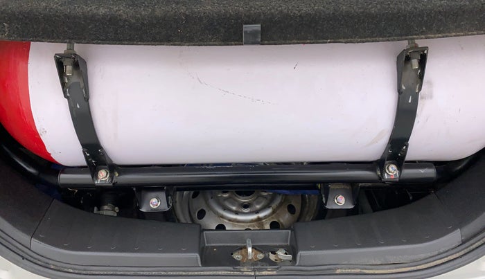 2013 Maruti Wagon R 1.0 LXI CNG, CNG, Manual, 1,15,002 km, Boot Inside
