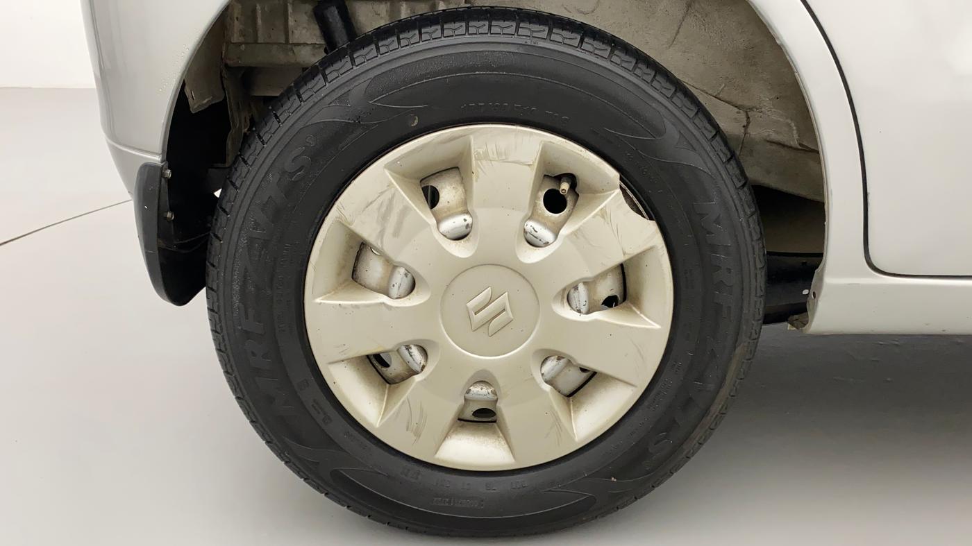 2013 Maruti Wagon R 1.0 LXI CNG, CNG, Manual, 1,15,002 km, Right Rear Wheel