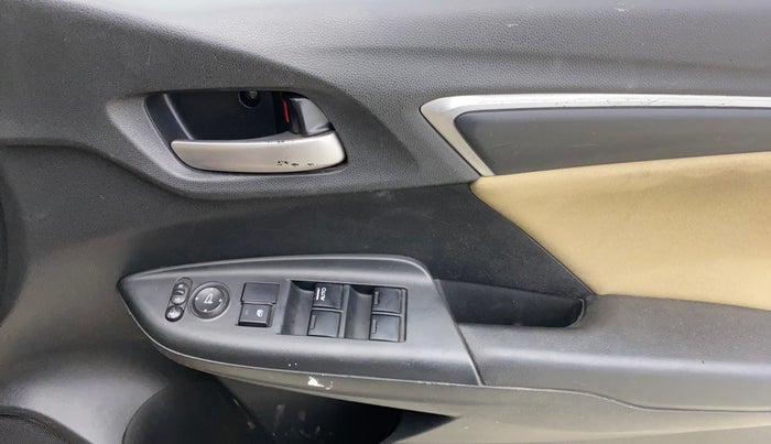 2016 Honda Jazz 1.2L I-VTEC V AT, Petrol, Automatic, 42,626 km, Driver Side Door Panels Control