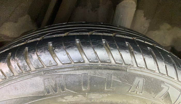 2016 Honda Jazz 1.2L I-VTEC V AT, Petrol, Automatic, 42,626 km, Left Rear Tyre Tread