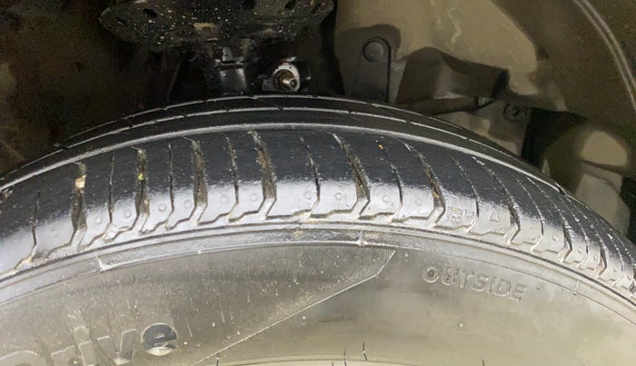 2016 Honda Jazz 1.2L I-VTEC V AT, Petrol, Automatic, 42,626 km, Right Front Tyre Tread