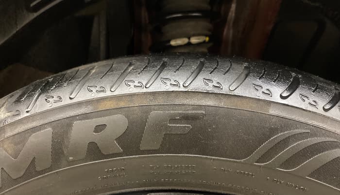 2022 Renault Kiger RXZ TURBO CVT DUAL TONE, Petrol, Automatic, 65,030 km, Right Front Tyre Tread