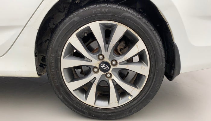 2013 Hyundai Verna FLUIDIC 1.6 CRDI SX, Diesel, Manual, 1,15,113 km, Left Rear Wheel