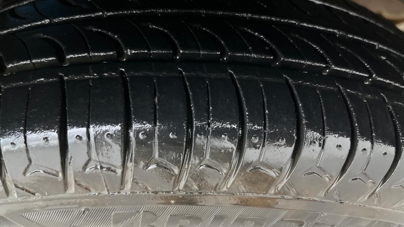 2018 Renault Kwid CLIMBER 1.0 AMT, Petrol, Automatic, 65,271 km, Left Front Tyre Tread