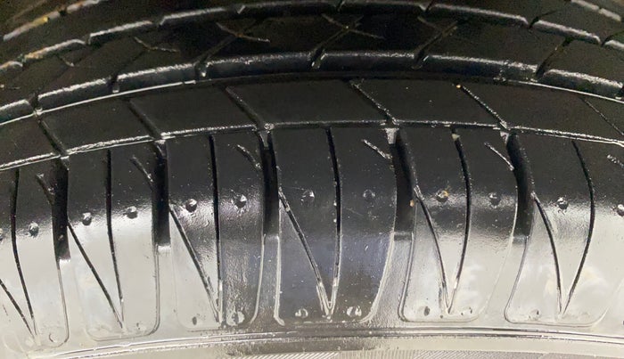 2019 Tata NEXON XZA PLUS PETROL, Petrol, Automatic, 41,494 km, Right Front Tyre Tread