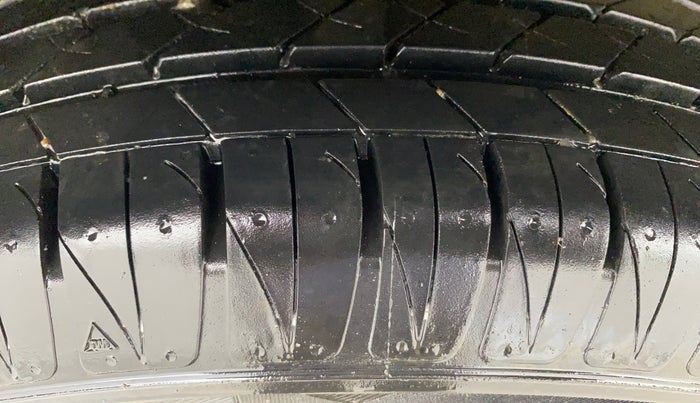 2019 Tata NEXON XZA PLUS PETROL, Petrol, Automatic, 41,494 km, Right Rear Tyre Tread