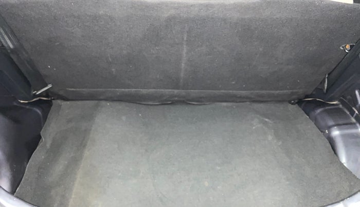 2016 Hyundai Eon ERA +, Petrol, Manual, 36,637 km, Boot Inside