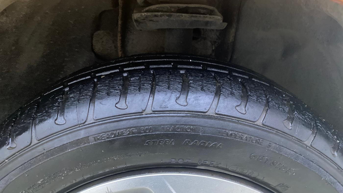 2018 Tata Tiago XT PETROL, Petrol, Manual, 25,547 km, Right Front Tyre Tread
