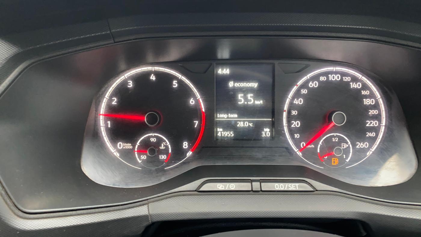 2022 Volkswagen TAIGUN COMFORTLINE 1.0 TSI MT, Petrol, Manual, 41,944 km, Odometer Image