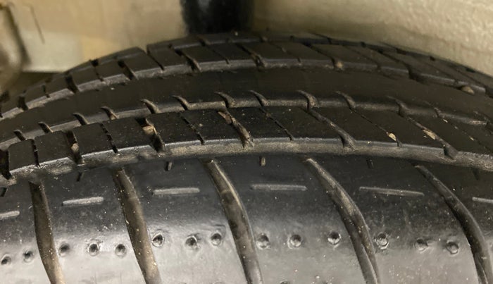 2020 Maruti Celerio ZXI D, Petrol, Manual, 12,761 km, Right Rear Tyre Tread