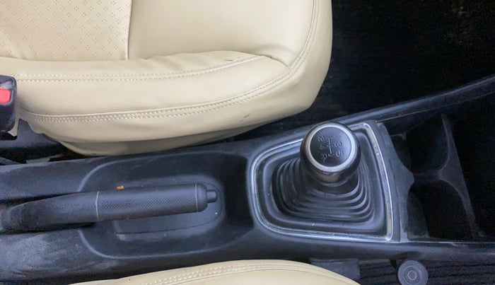 2020 Honda Amaze 1.2L I-VTEC VX, Petrol, Manual, 1,03,024 km, Gear Lever