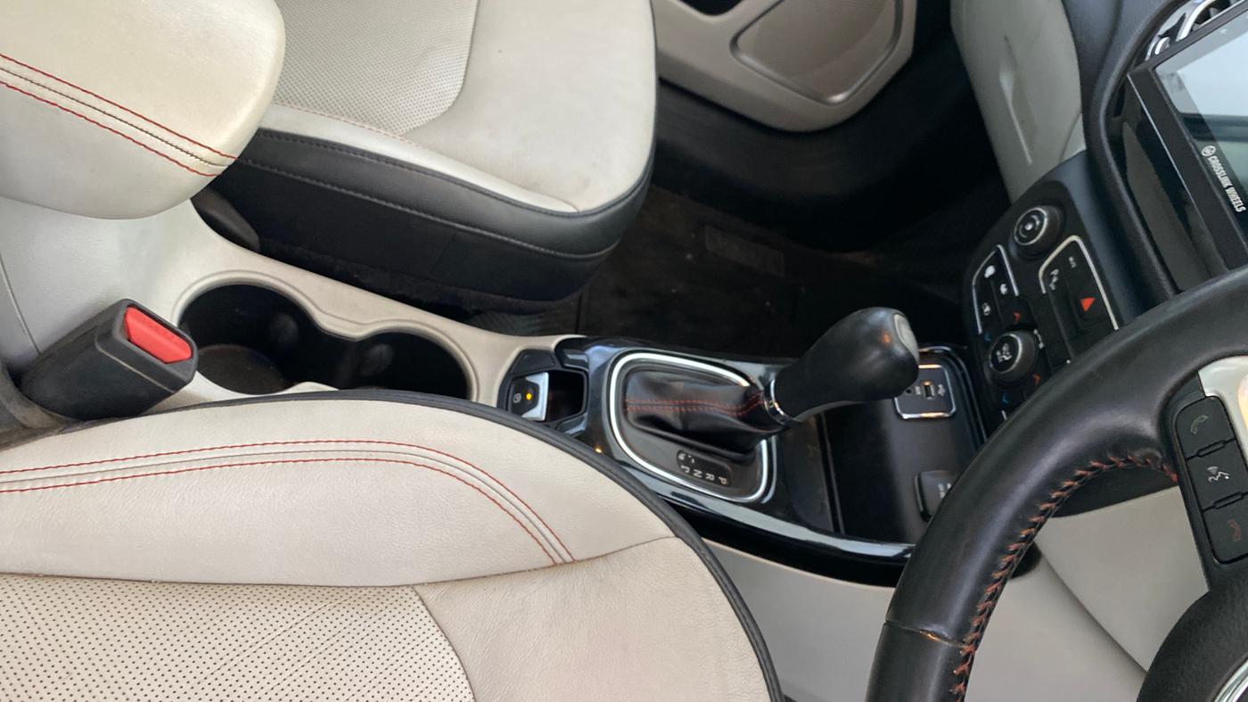 2017 Jeep Compass LIMITED 1.4 PETROL AT, Petrol, Automatic, 70,658 km, Gear Lever