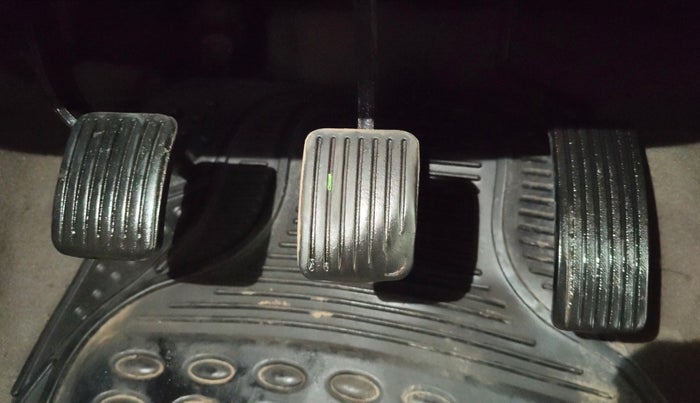 2014 Hyundai i10 SPORTZ 1.1, Petrol, Manual, 75,832 km, Pedals