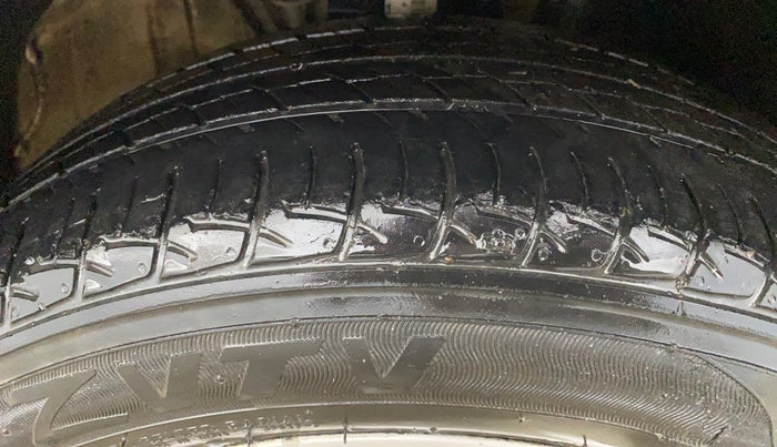 2021 Skoda Rapid 1.0 AMBITION TSI MT, Petrol, Manual, 59,828 km, Right Front Tyre Tread