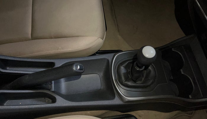 2015 Honda City 1.5L I-VTEC V MT, Petrol, Manual, 57,598 km, Gear Lever