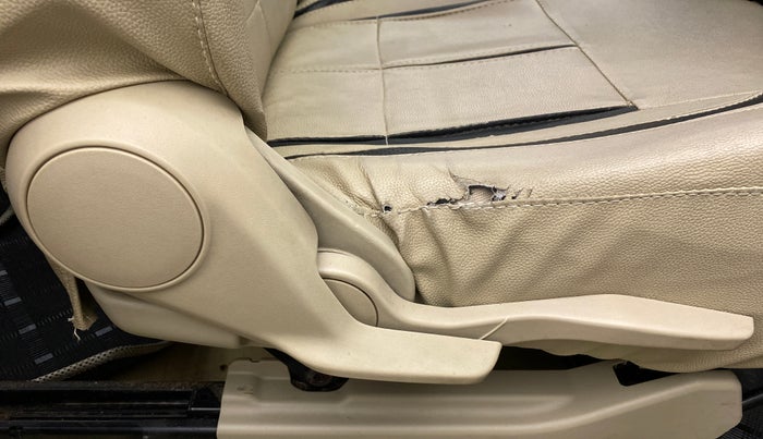 2017 Maruti Dzire VXI, Petrol, Manual, 61,158 km, Driver Side Adjustment Panel