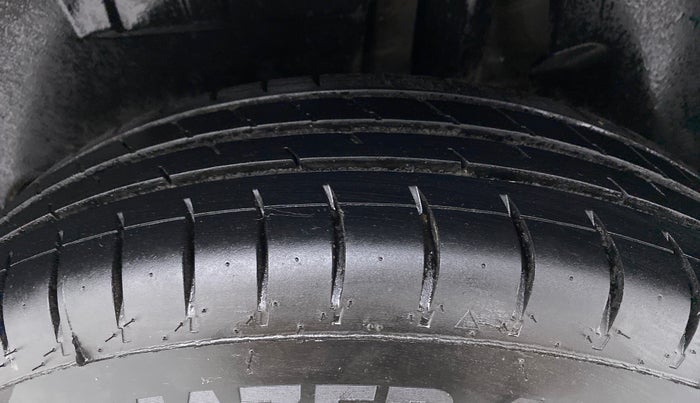 2017 Maruti Dzire VXI, Petrol, Manual, 61,158 km, Left Rear Tyre Tread