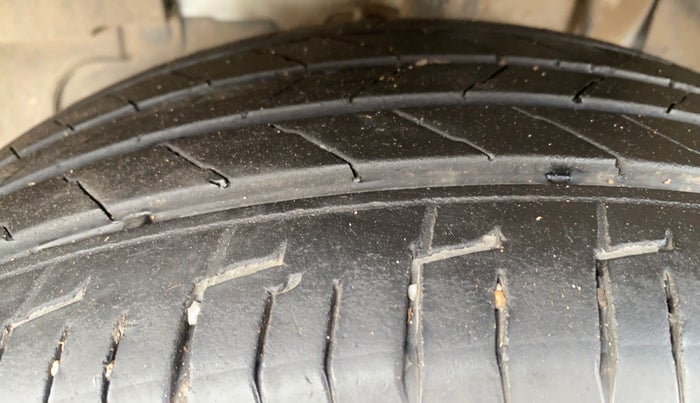 2024 Tata NEXON Creative Plus 1.2 iCNG, CNG, Manual, 20,491 km, Left Front Tyre Tread