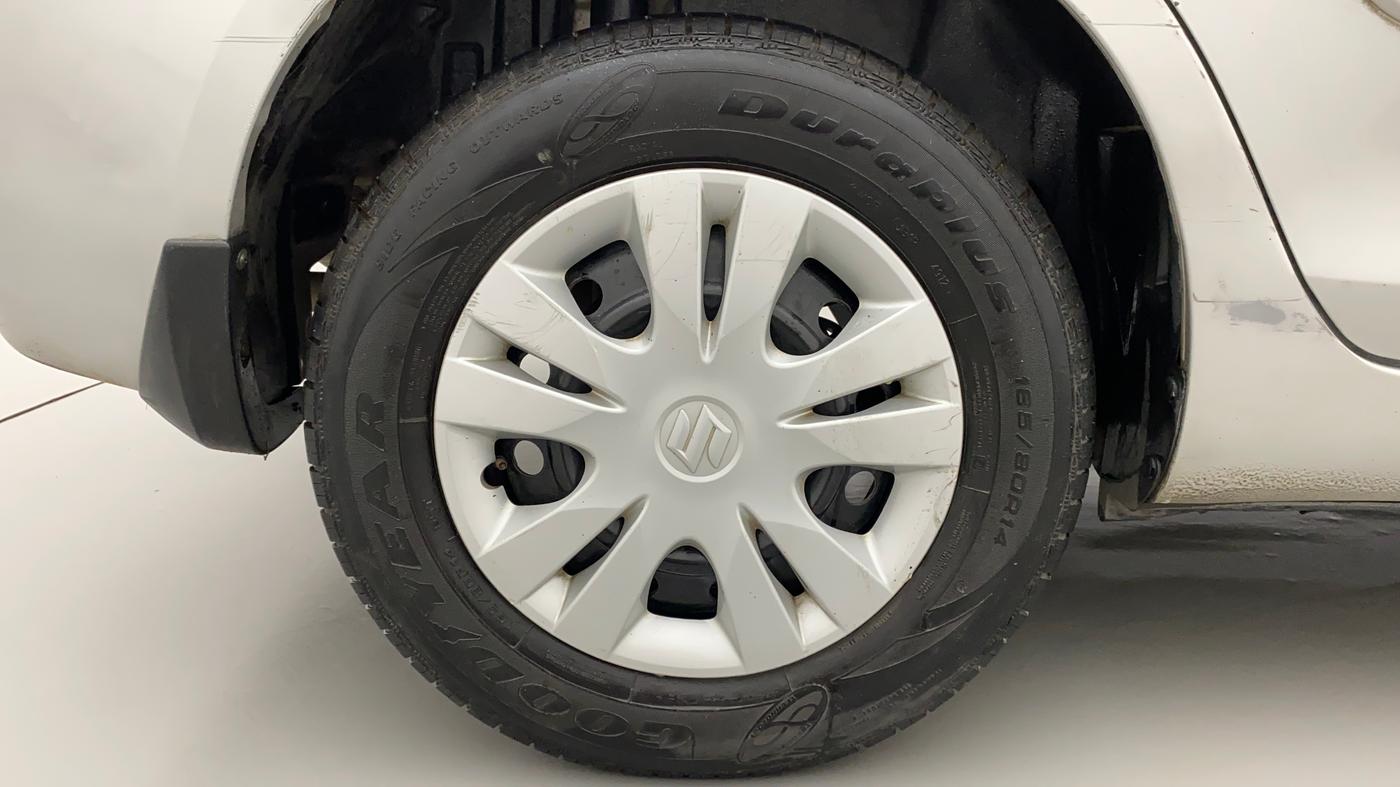2013 Maruti Swift Dzire VXI, Petrol, Manual, 95,606 km, Right Rear Wheel