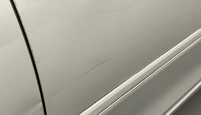 2013 Maruti Swift Dzire VXI, Petrol, Manual, 95,606 km, Driver-side door - Minor scratches