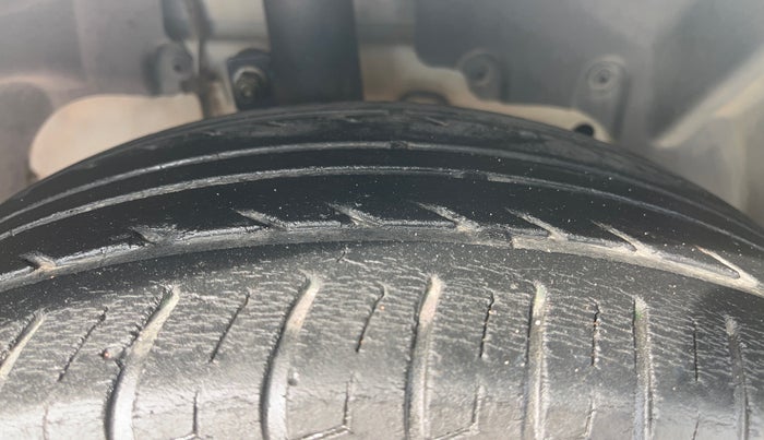 2016 Ford Ecosport TITANIUM 1.5L PETROL, Petrol, Manual, 53,206 km, Right Front Tyre Tread