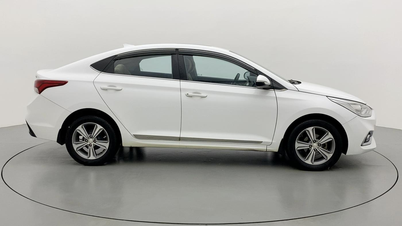 2018 Hyundai Verna 1.6 CRDI SX + AT, Diesel, Automatic, 73,815 km, Right Side View