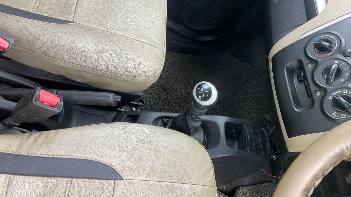2018 Maruti Wagon R 1.0 LXI CNG, CNG, Manual, 29,874 km, Gear Lever