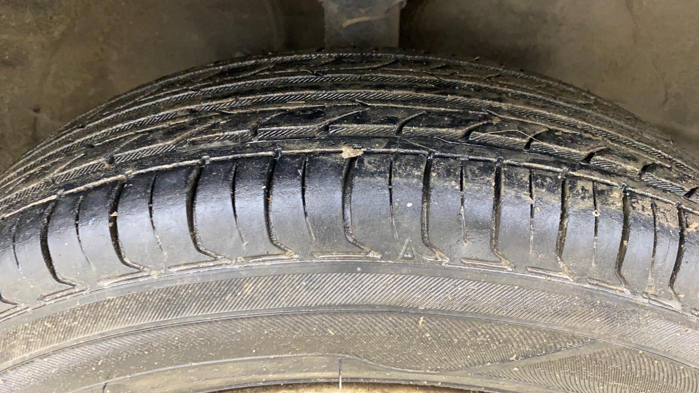 2018 Maruti Wagon R 1.0 LXI CNG, CNG, Manual, 29,874 km, Right Front Tyre Tread