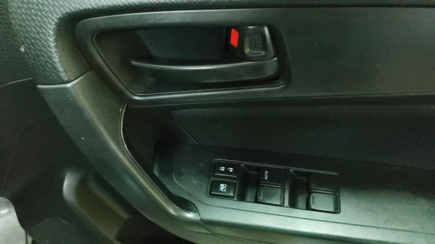 2021 Maruti Vitara Brezza VXI, Petrol, Manual, 54,204 km, Driver Side Door Panels Control