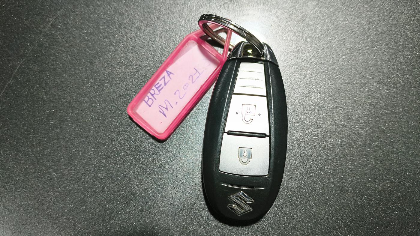 2021 Maruti Vitara Brezza VXI, Petrol, Manual, 54,204 km, Key Close Up