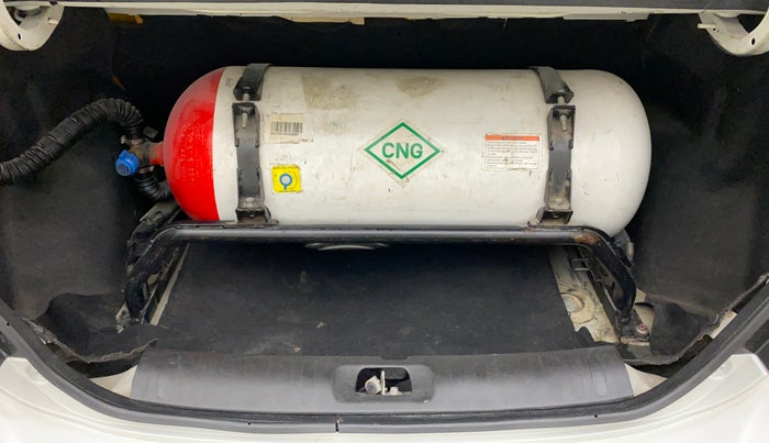 2021 Maruti Swift Dzire TOUR S-CNG, CNG, Manual, 35,476 km, Boot Inside