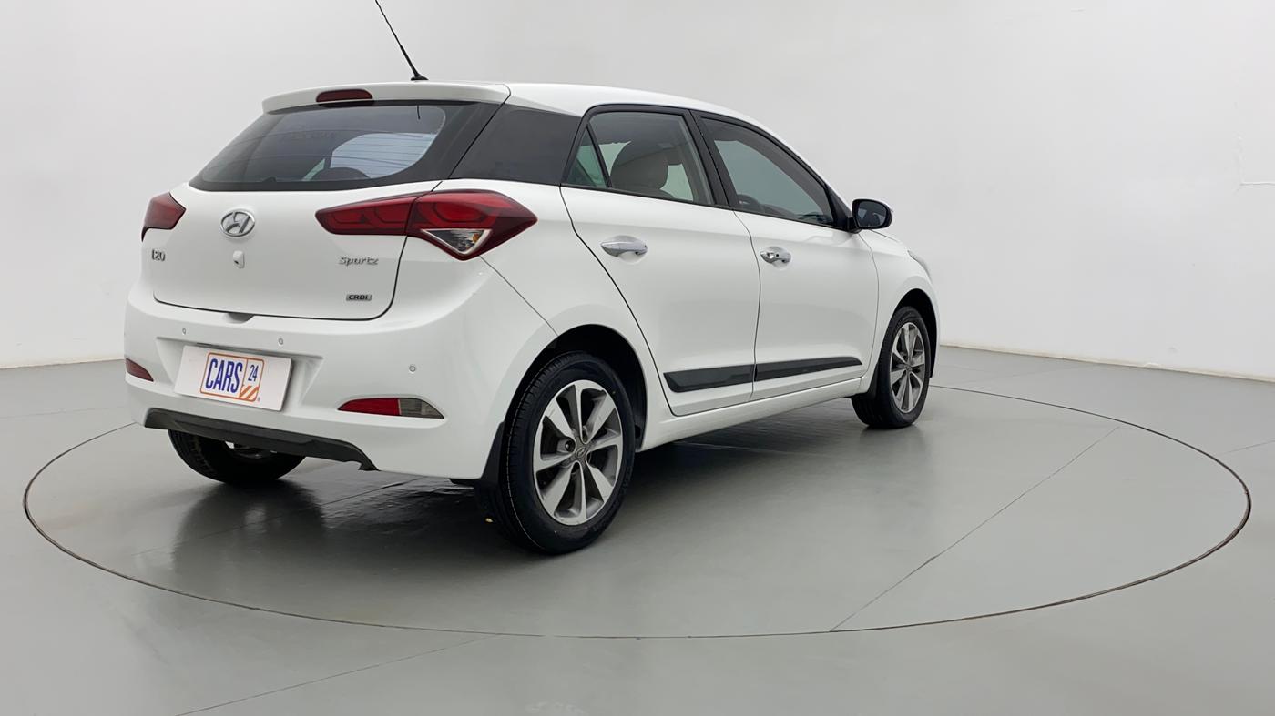 2014 Hyundai Elite i20 SPORTZ 1.4, Diesel, Manual, 1,94,577 km, Right Back Diagonal (45- Degree) View