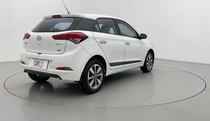 2014 Hyundai Elite i20 SPORTZ 1.4, Diesel, Manual, 1,94,577 km, Right Back Diagonal (45- Degree) View