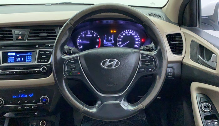 2014 Hyundai Elite i20 SPORTZ 1.4, Diesel, Manual, 1,94,577 km, Steering Wheel Close-up