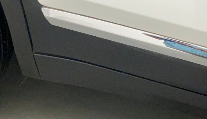 2022 KIA SELTOS HTK PLUS 1.5 IMT, Petrol, Manual, 15,712 km, Right running board - Minor scratches
