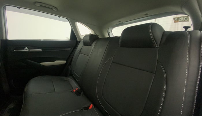 2022 KIA SELTOS HTK PLUS 1.5 IMT, Petrol, Manual, 15,712 km, Right Side Rear Door Cabin