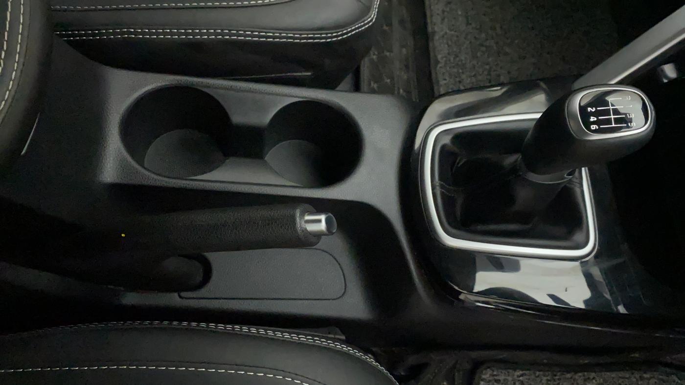 2022 KIA SELTOS HTK PLUS 1.5 IMT, Petrol, Manual, 15,712 km, Gear Lever