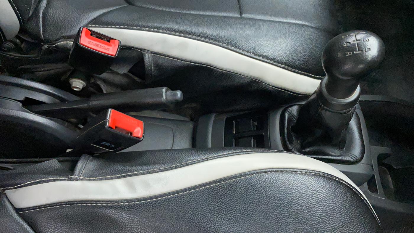 2017 Maruti Alto 800 LXI, Petrol, Manual, 96,378 km, Gear Lever