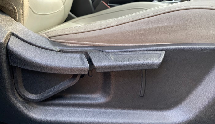 2020 KIA SELTOS HTX IVT 1.5 PETROL, Petrol, Automatic, 89,058 km, Driver Side Adjustment Panel