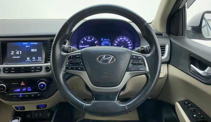 2017 Hyundai Verna 1.6 VTVT SX (O) AT, Petrol, Automatic, 69,690 km, Steering Wheel Close Up