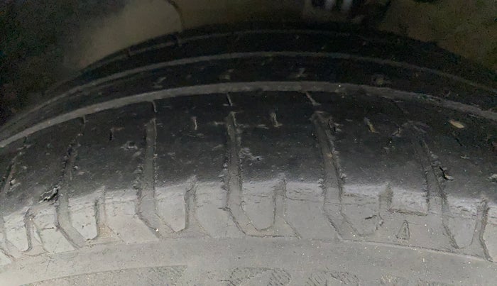 2017 Hyundai Verna 1.6 VTVT SX (O) AT, Petrol, Automatic, 69,690 km, Left Front Tyre Tread