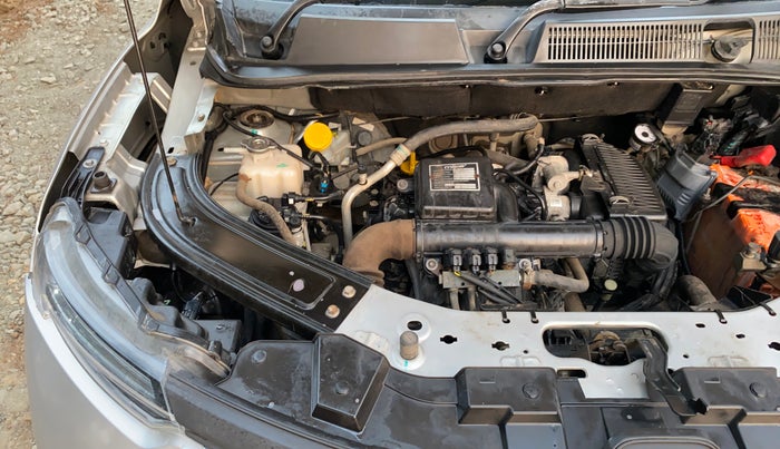 2022 Renault Kiger RXT (O) MT, CNG, Manual, 70,181 km, Engine View - Right