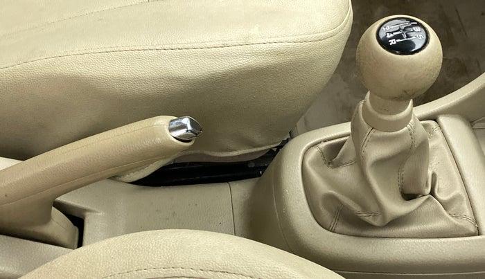 2014 Maruti Swift Dzire VXI, Petrol, Manual, 87,290 km, Gear Lever